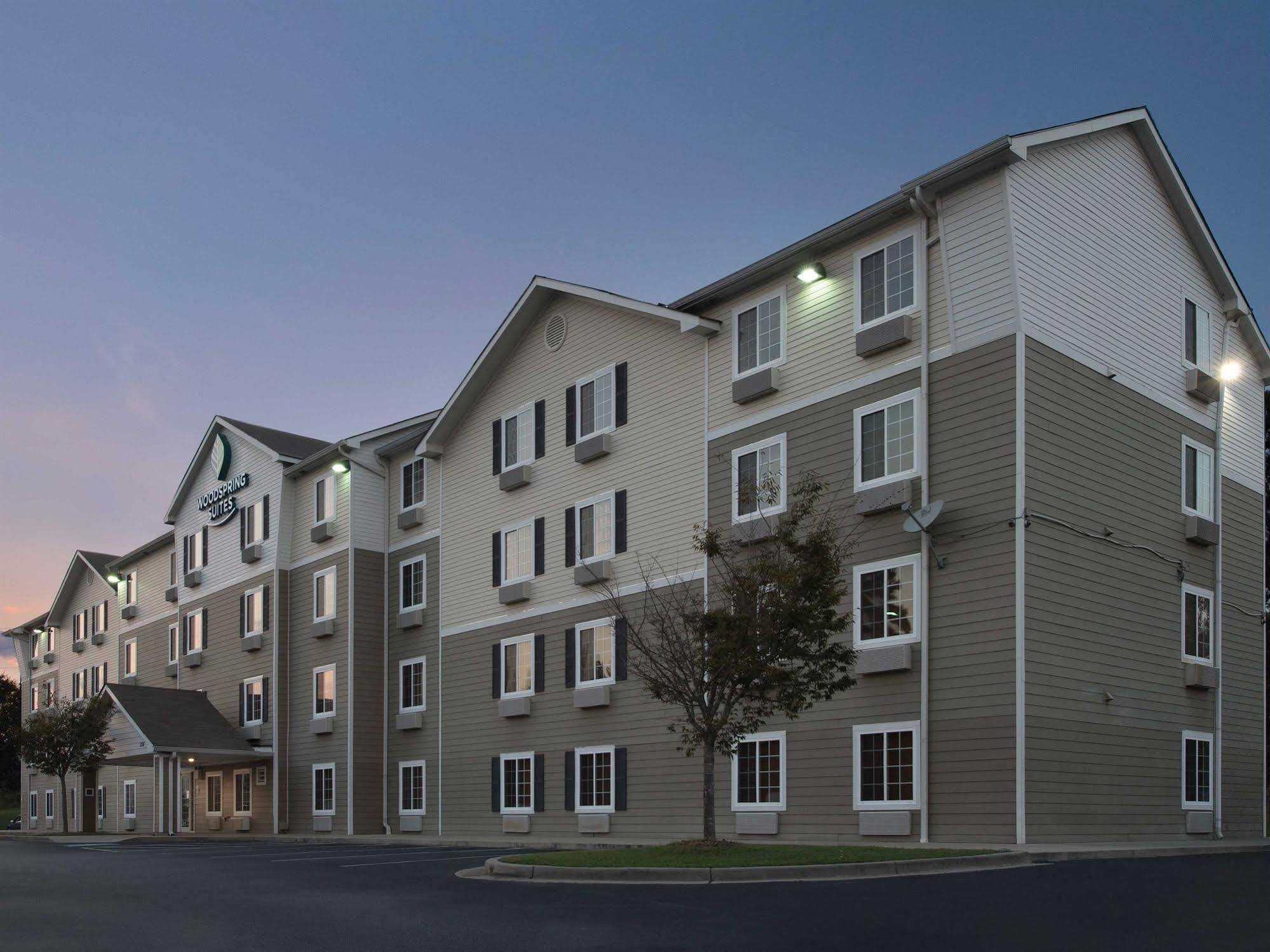 Woodspring Suites Augusta Fort Eisenhower Extérieur photo
