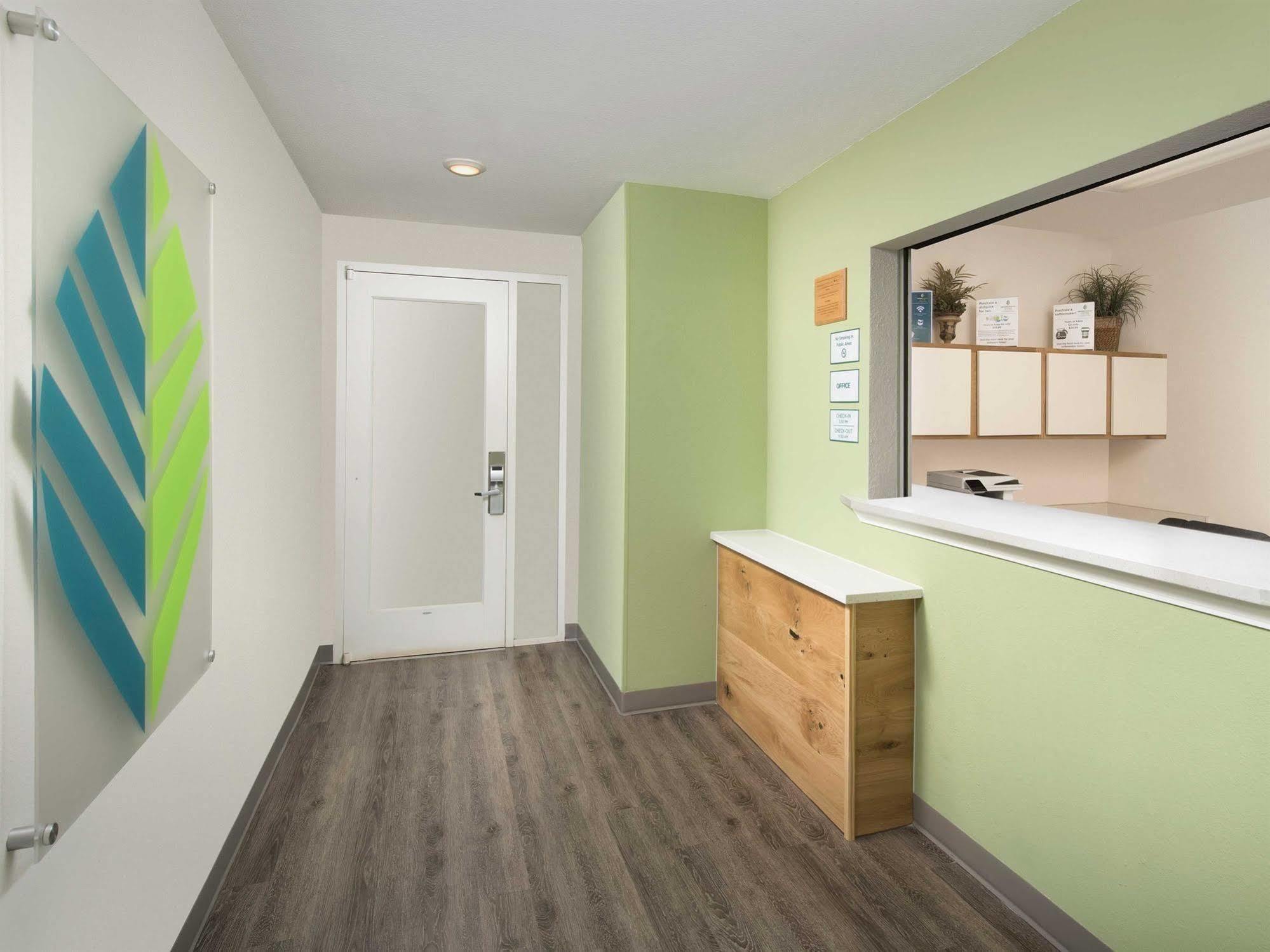 Woodspring Suites Augusta Fort Eisenhower Extérieur photo